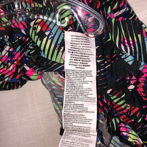 Men's Zumba Fitness T-Shirt, sz small - Picture 11 of 12